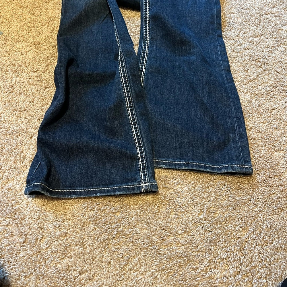 SOLD 🚫 NWOT Rock Revival Keeley bootcut jeans! - Picture 3 of 6